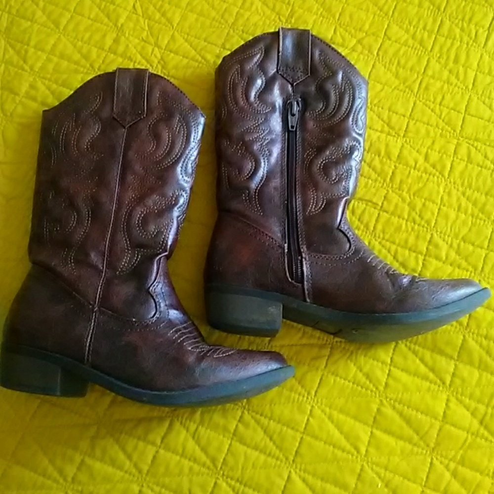 Girls cowboy boots